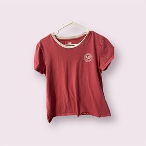 Levi’s size large pink t shirt
